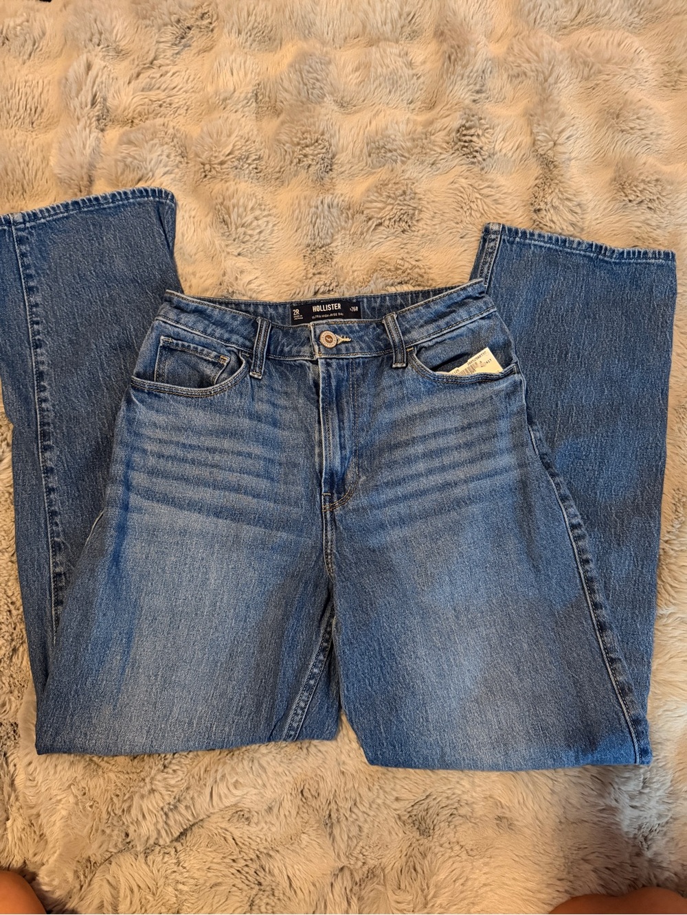 Hollister Woman’s Classic Blue Denim Jeans - Medium Wash